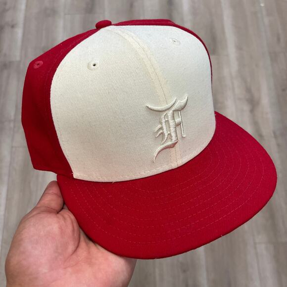 Fear of God Essentials New Era 59Fifty Fitted Hat size 7 1/2 red white - Picture 1 of 6